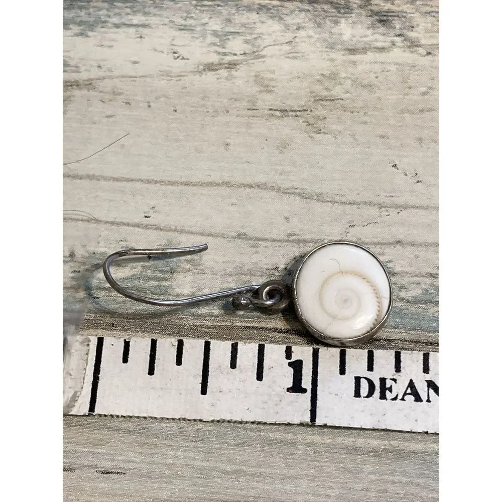 Shiva‎ Eye EARRINGS Sterling Silver Marked 925 Shell hook Artisan Cats eye
